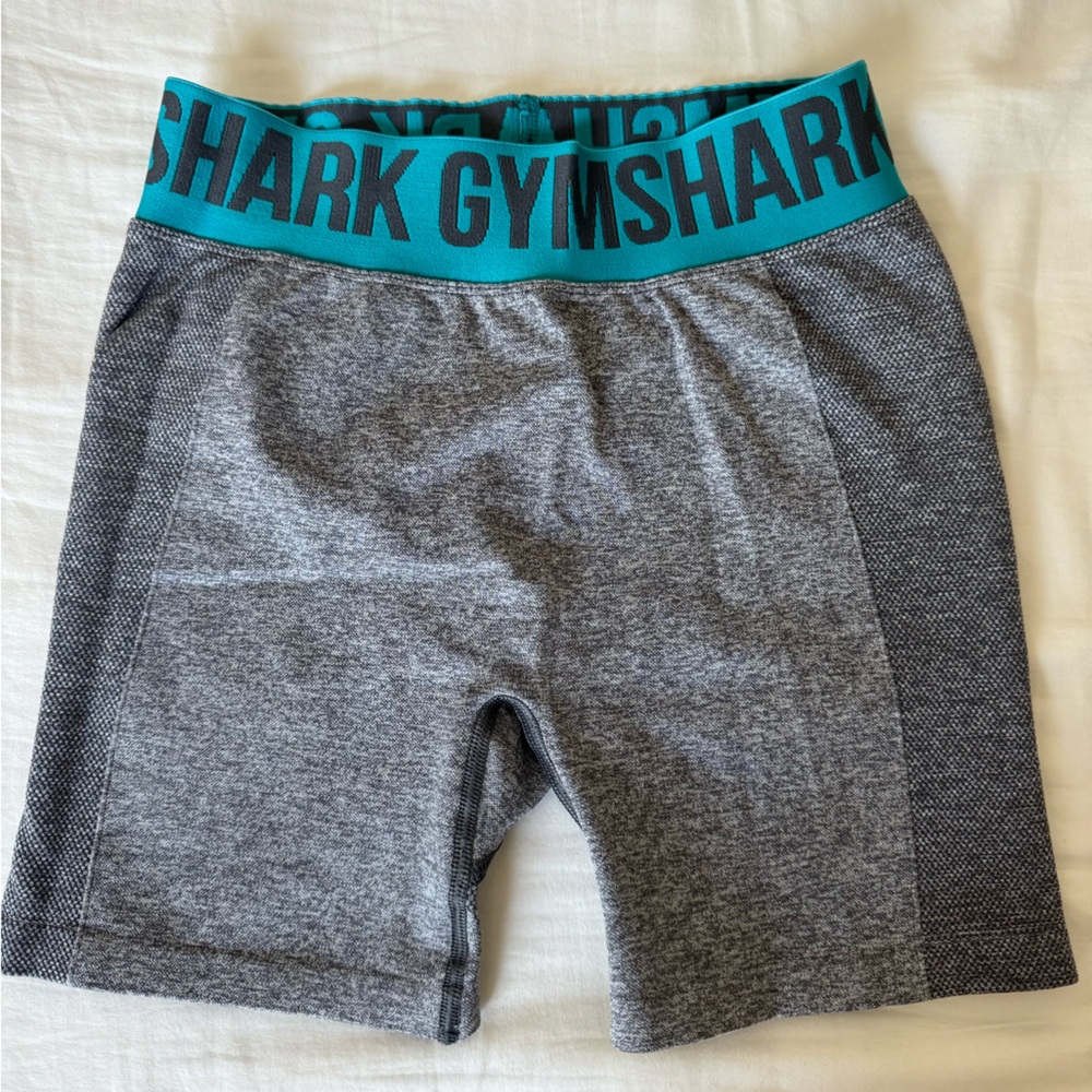 Gymshark shorts size small